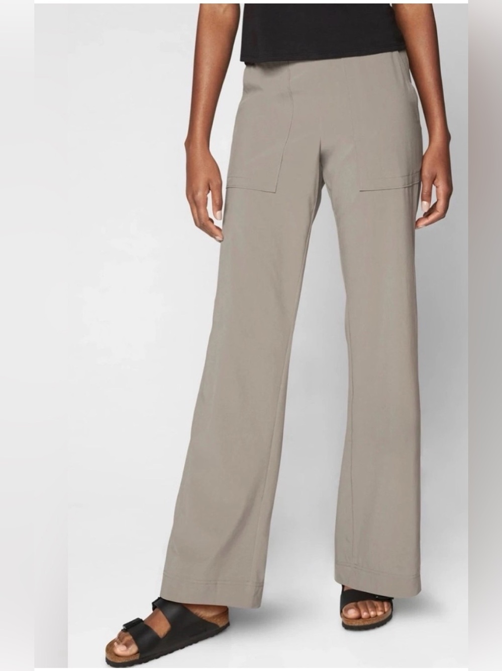 🌺Athleta Chelsea light gray  Wide-Leg Utility Pants in size 16T🌺